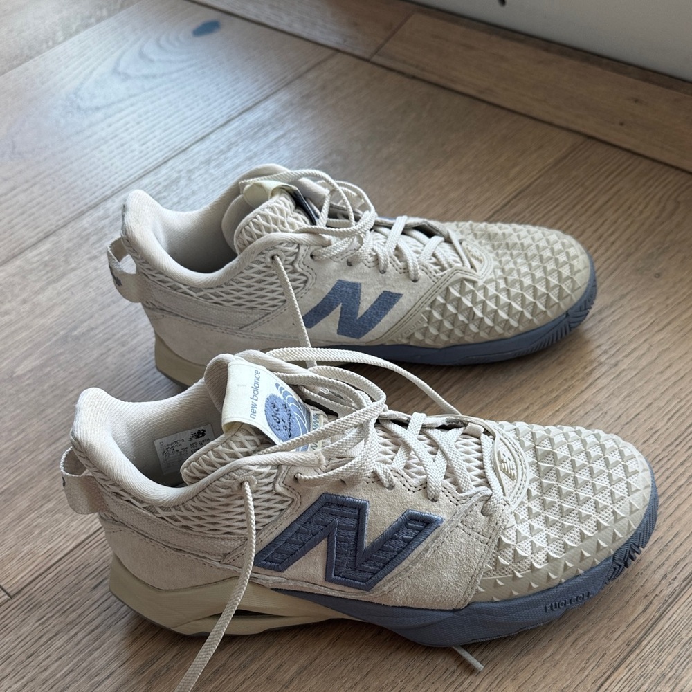 New Balance Coco GauffCream and Navy Athletic Shoes size 7.5w - Picture 6 of 11